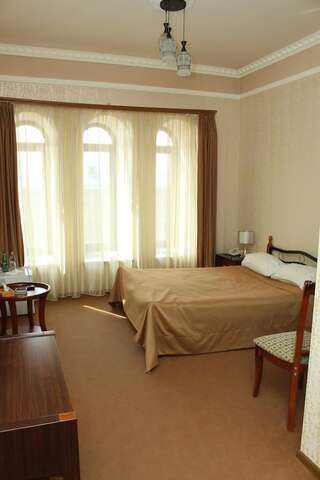 Отели типа «постель и завтрак» Golden Apricot Гюмри Двухместный номер с 1 кроватью-6